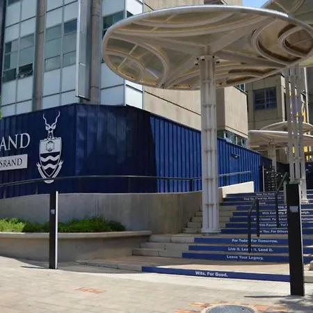 City Living Near Nelson Mandela Bridge & Wits Uni Joanesburgo Exterior foto